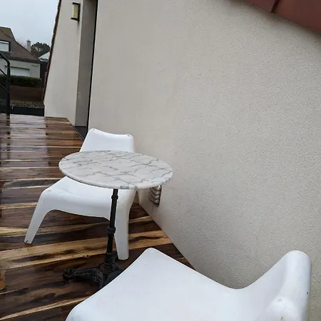 Au Bout De La Rue, La Mer Wifi Acces 24 Sur 24 Iptv Sangatte Exterior photo